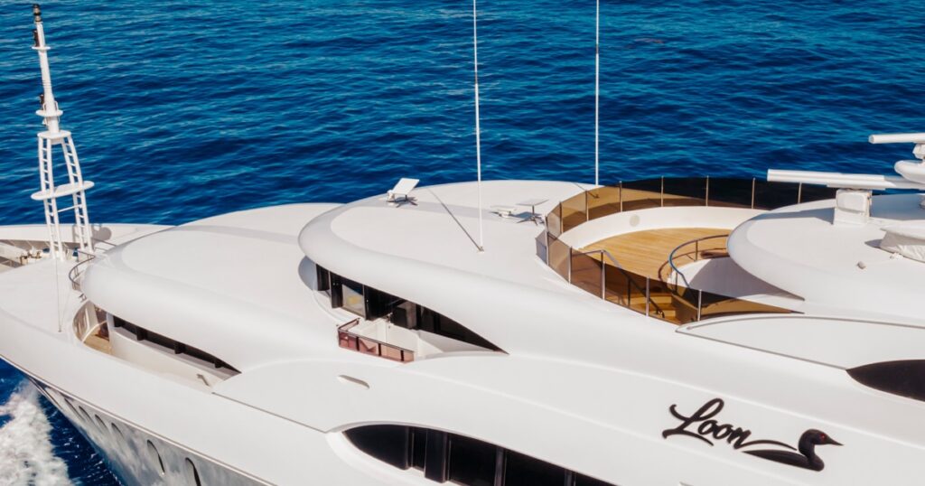 Starlink Internet on superyacht Loon
